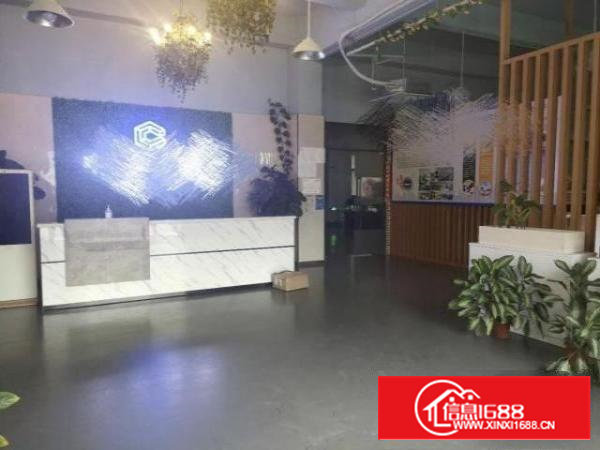 西乡固戍地铁站附近，新出独门独院，一楼700平厂房仓库出租