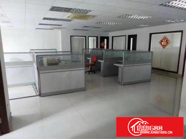 横岗六约地铁站原房东1200平米带装修厂房出租