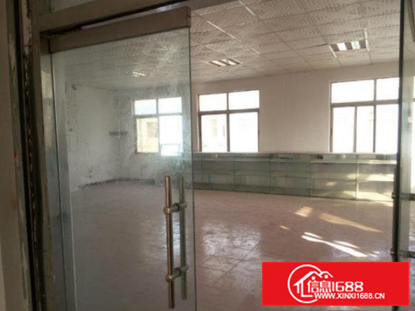 茶山博头村楼上厂房600带装修出租