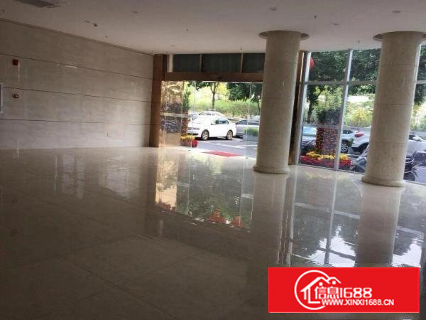 精装修全玻璃高档形象写字楼2000平仅租46元