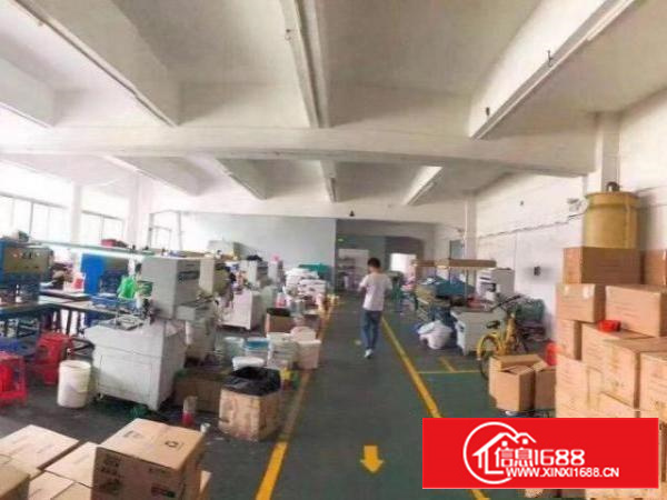 交通便利、一手房东、一共三层、整租或分租都可。