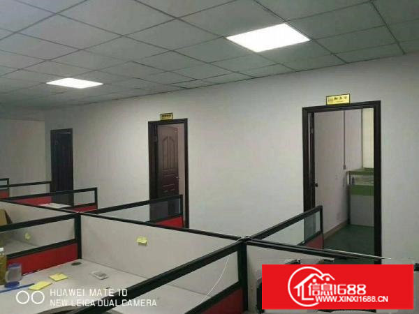 横岗原房东实际面积出租1650平方带装修，红本厂房仓库