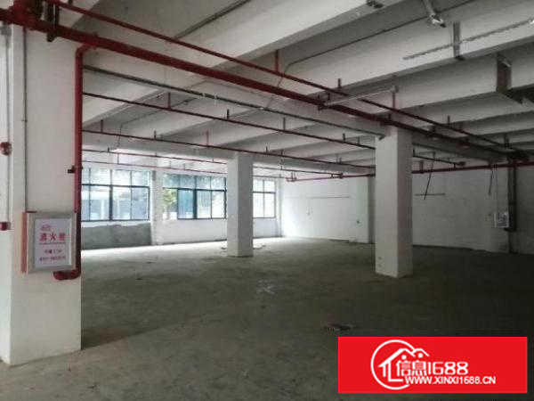 招工方便，车位充足，户型方正好用，形象好