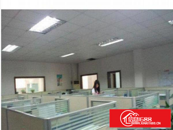 平湖上木古工业区楼上1500平米标准厂房出租带装修