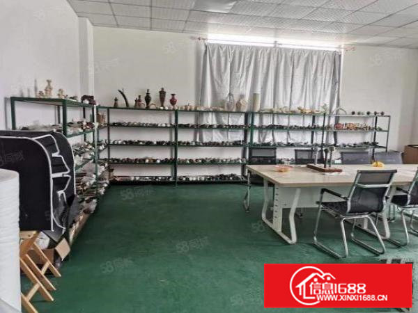 企石镇新空出楼上一层标准厂房1680平方，现成办公室水电装修