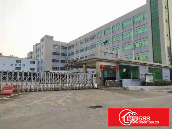 长安镇刚空出一楼标准厂房2800平方水电齐全空地大，交通便利