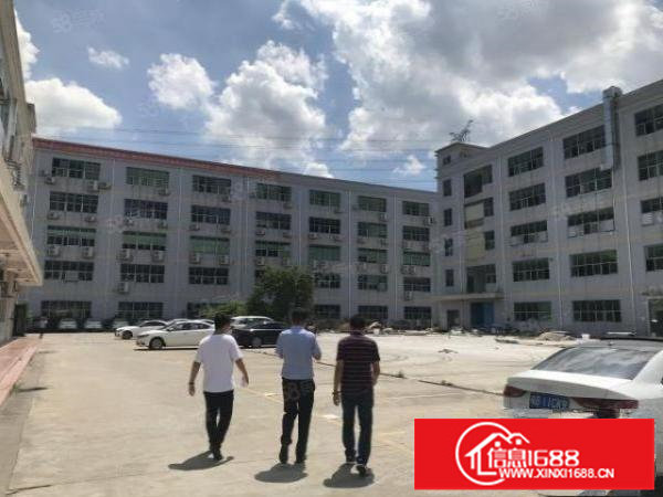 观澜楼上带装修厂房2600平出租