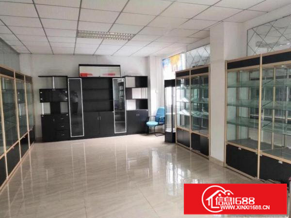 黄江合路一楼1000平精装可分租