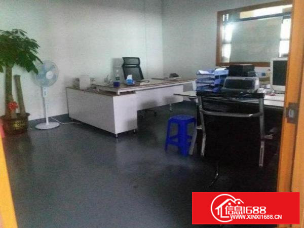 凤岗雁田新出楼上精装修厂房1500平送2间办公室