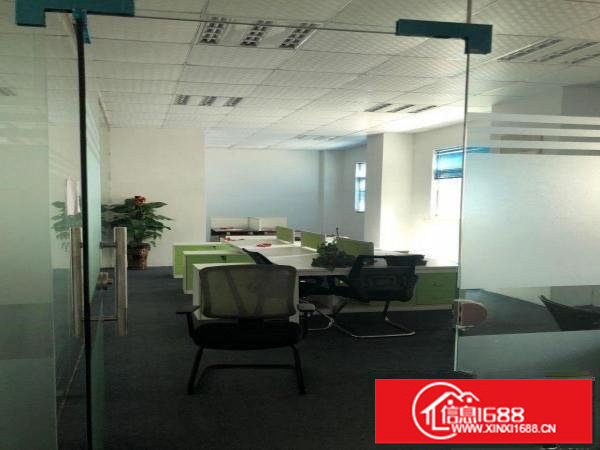 平湖新木大道28号夏浦电商产仓库500平米