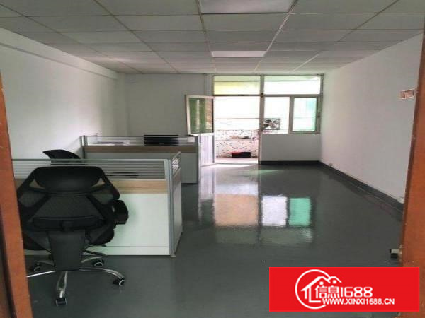 龙岗吉祥厂房600平米办公室