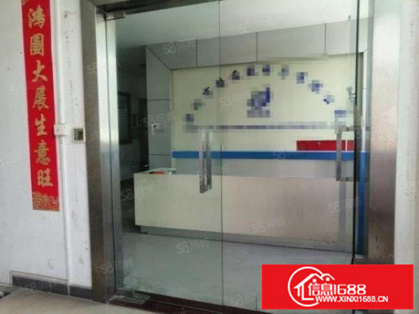 观澜福民新出楼上1100平方带精装厂房出租