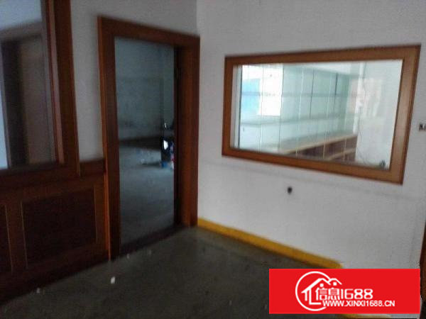 凤岗新出一楼小加工厂房460平方