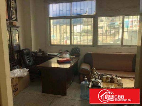 沙井后亭地铁口笋盘招租主干道边上，整层1500平可分租