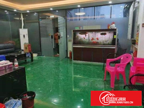 塘厦清湖头楼上300平方出租，可做电子，万级无尘车间