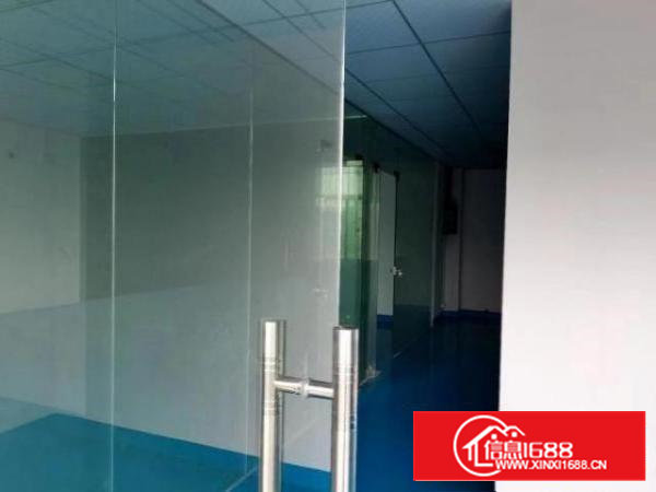 沙井共和向兴路二楼900平带装修水电线路板厂房出租