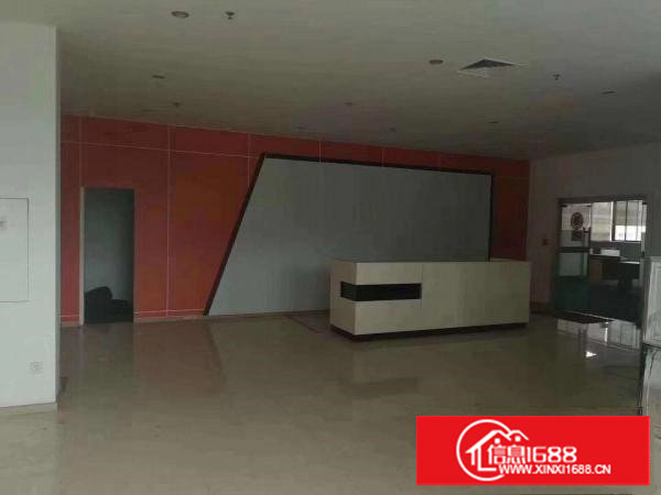 塘厦科苑城高速出口楼上新出3000平方厂房现成办公室水电装修