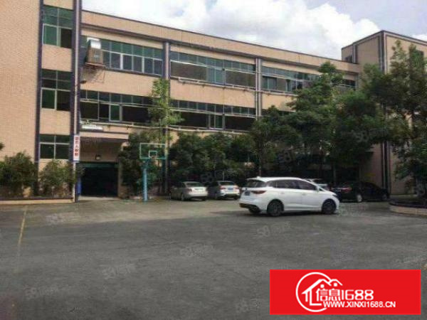 有房产证。容桂高黎工业区标准一楼800方，园区管理，空地大