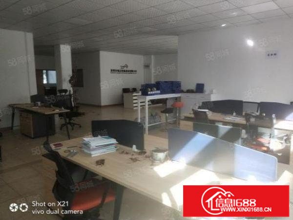 平湖一楼厂房630平米，二楼450平米，水电齐全带办公室招租