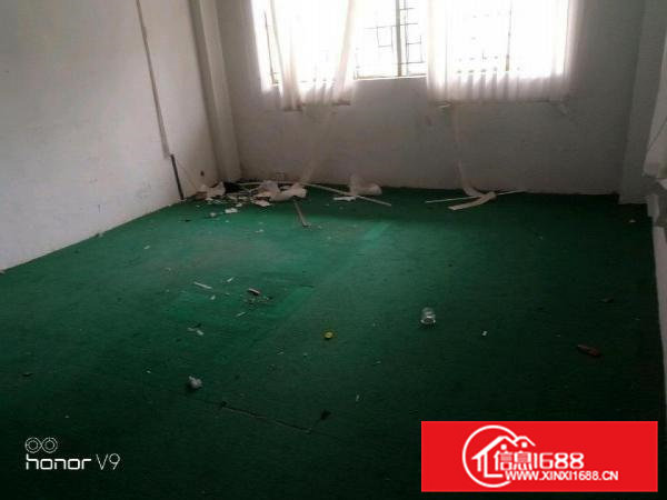 原房东厂房出租，带办公室