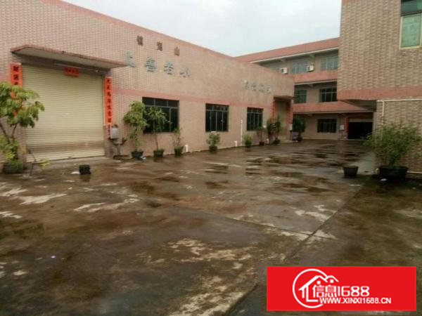 天鹅湖东部快线出口厂房3000平米