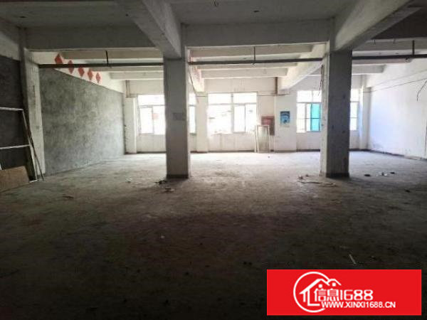 龙城街道吉祥地铁附近新出厂房450平出租，可做各类生产