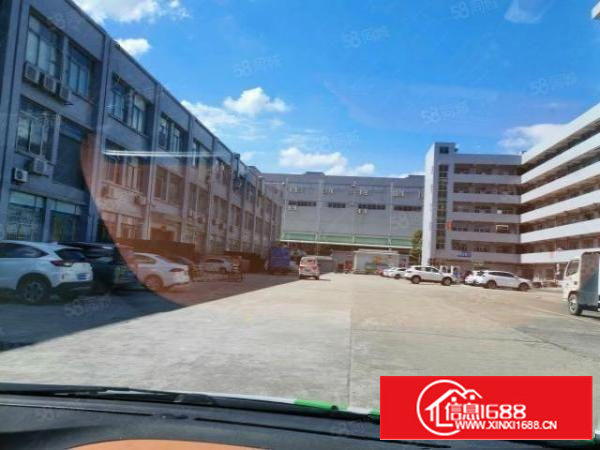 石龙坑大型工业园4300平方厂房招租，带地喷漆，12元全包！