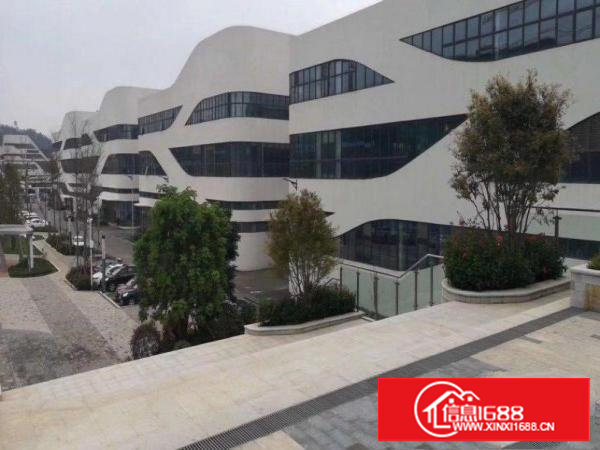 8000平方至10600平方，一期建筑12万平方