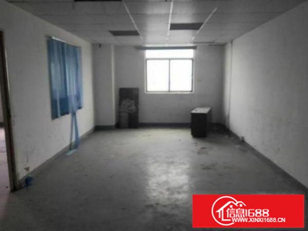 大万工业二楼440平米厂房出租，带办公室，形象好