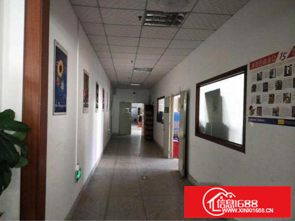 横岗荷坳地铁站附近6700平独院厂房