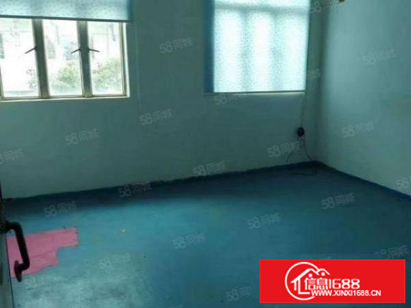 凤岗新出楼上厂房300平方，带办公室水电，地坪漆！