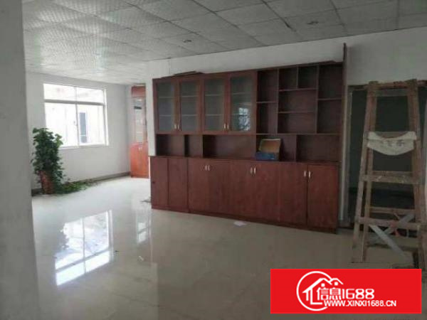 横岗大运地铁站50米原房东无公摊出租600平