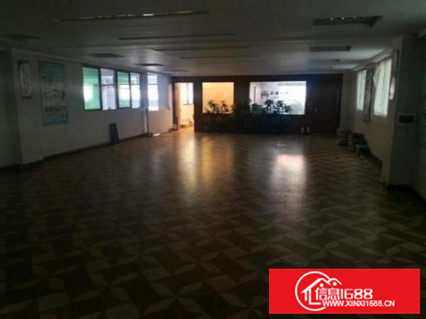 一楼1700方厂房出租