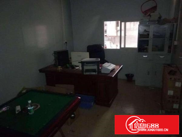 长安宵边一楼新出1000平厂房出租带办公室交通便利可办环评