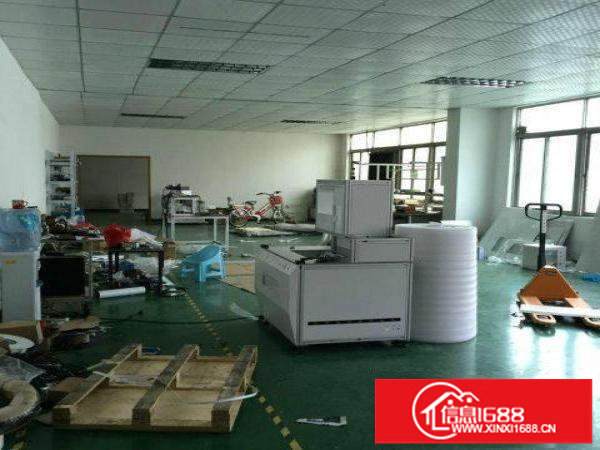 油松派出所东吴工业区新出3楼850平方带装修免转让费招租