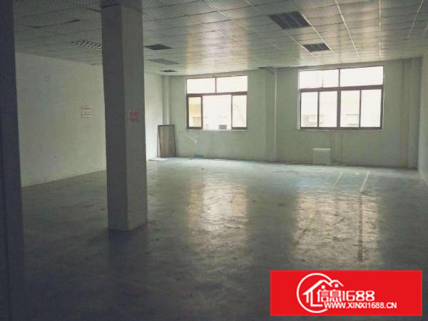 房东自用厂房分租3楼2300平方，高度5米，可做各行也