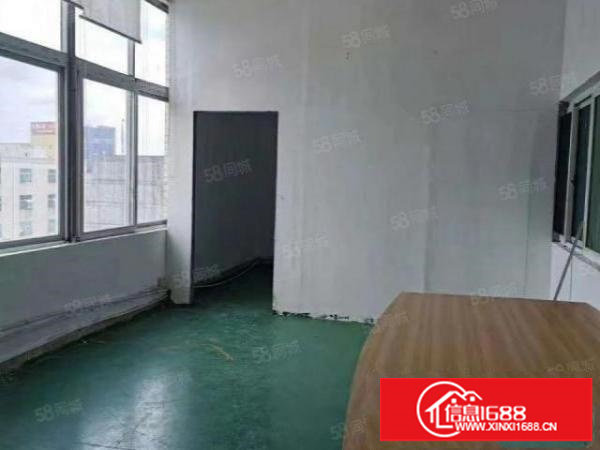 龙岗坪地楼上原房东480平带电梯地坪漆办公室