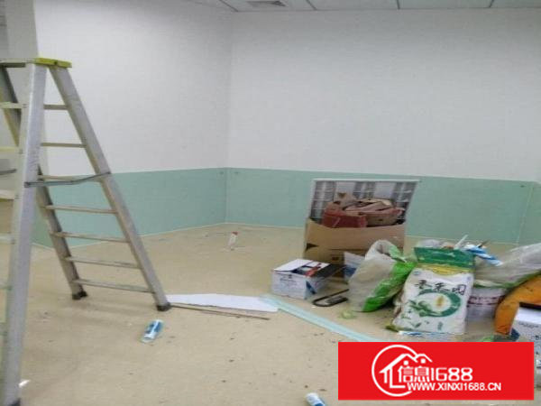 坂田上雪科技园一楼厂房450平米