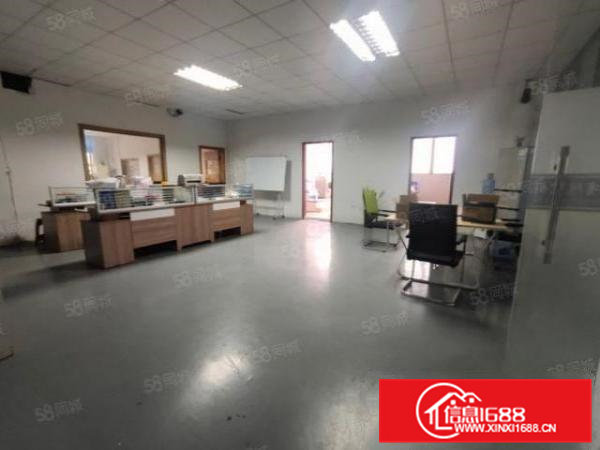 大宁新出厂房1600平，现成地坪漆，大小可分，空地大