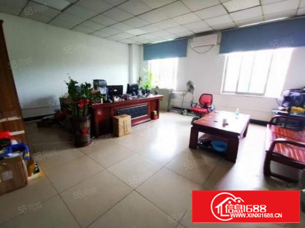 石岩楼上850平精装修厂房出租