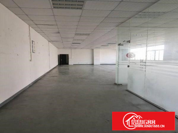 沿江高速出口新空出楼上1300平方