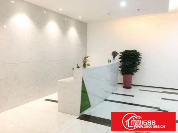 精装修龙岗布吉上李朗地铁站边产业园三楼860平方开发商直租