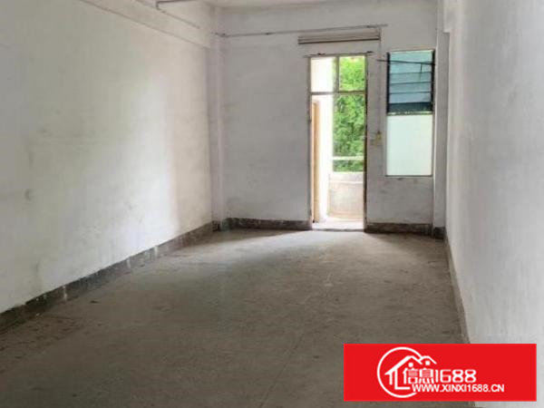 东莞东坑镇宿舍业主直租，干净整洁形象好，价格低，可改商业