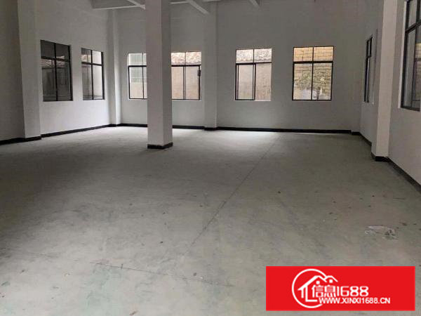 原房东精装修，靠路边，空地大，下虎山出独栋厂房500平价格低