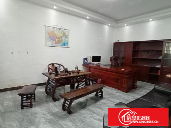 狮山镇独门独户2300平厂房出租，现成地坪漆