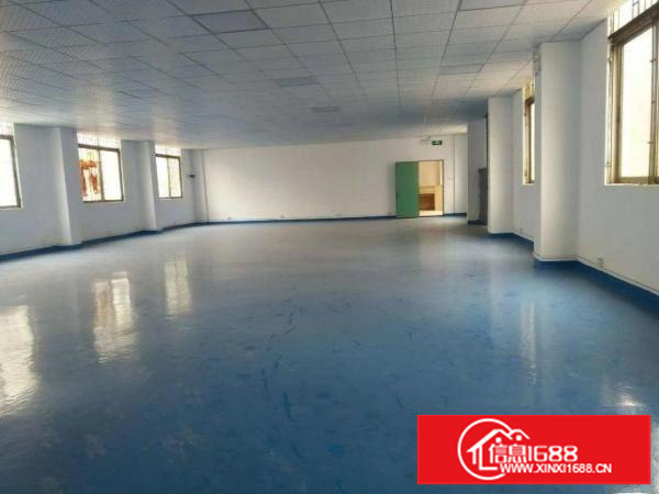 平湖华南城新出2楼500平方厂房出租