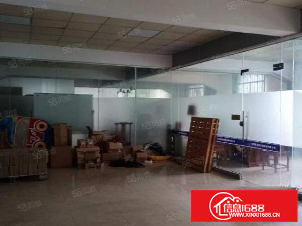 高埗6元厂房出租，二楼有货梯两部