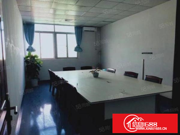 龙华大浪广场附近厂房出租800平方现成装修免转让费