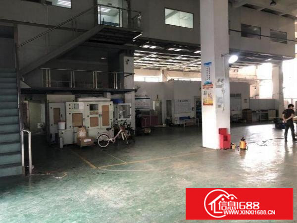 坪山中心区科技园一楼10米高1300平方带装修出租