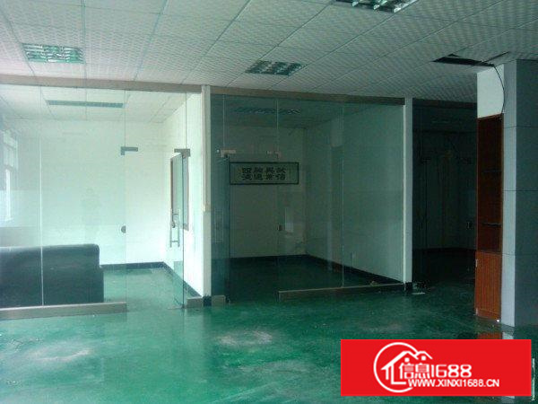 平湖新木村委附近新出4处厂房出租，400平起租